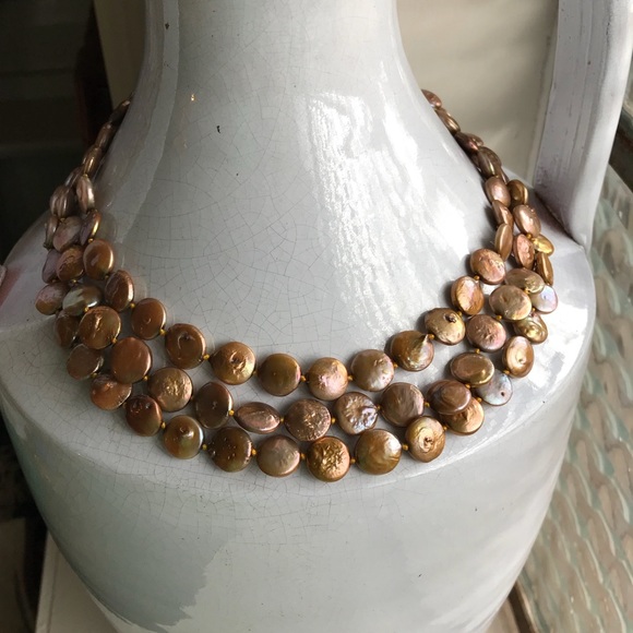 🍀 Three Strand Bronze Coin Pearl Necklace - Picture 4 of 7